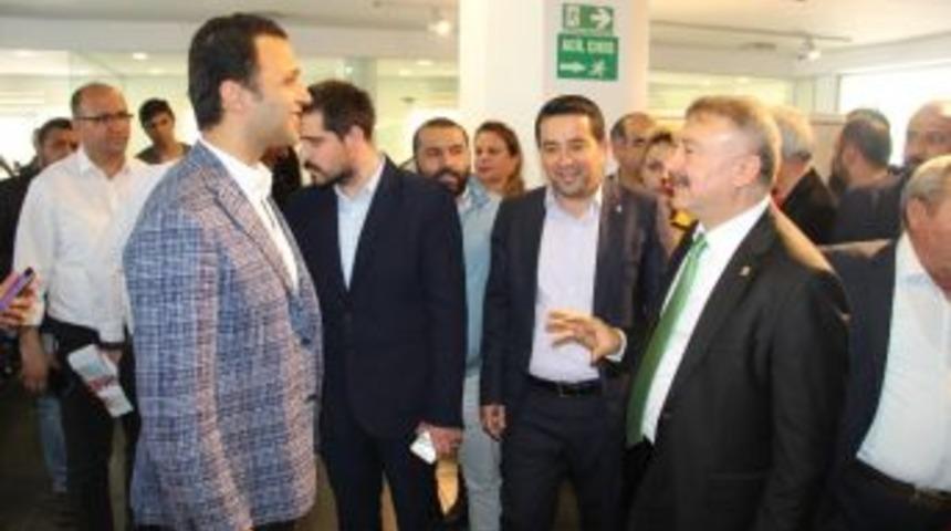 Ak Parti&rsquo;li G&uuml;ltekin, Mezitli&rsquo;de Referandum &Ccedil;alışmalarını S&uuml;rd&uuml;r&uuml;yor