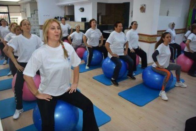 Pilatesle Kadınlara, Hem Eğlence Hem Sağlık