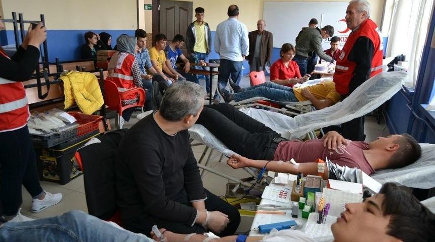 S&uuml; Kulu Myo&rsquo;dan Kan Bağışına Destek