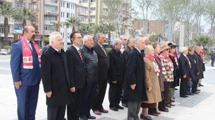 Emekli Subaylar Cumhuriyet Meydanında Buluştu