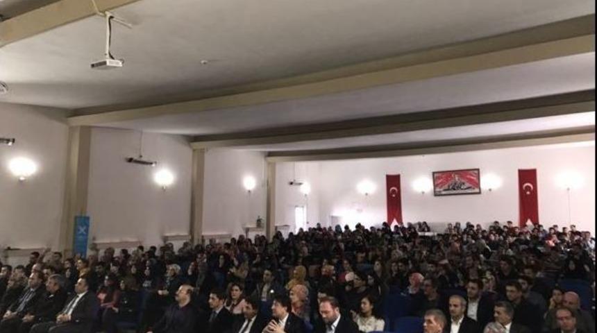 Aydemir: &lsquo;16 Nisan Milli İradeye Sadakat G&uuml;n&uuml;d&uuml;r&rsquo;