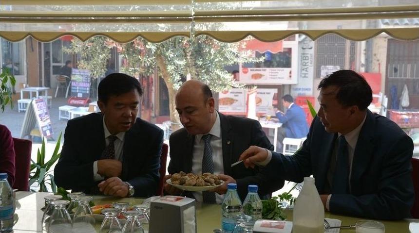 Ayto Aydın &Uuml;r&uuml;nlerini &Ccedil;in&rsquo;e Taşıyor