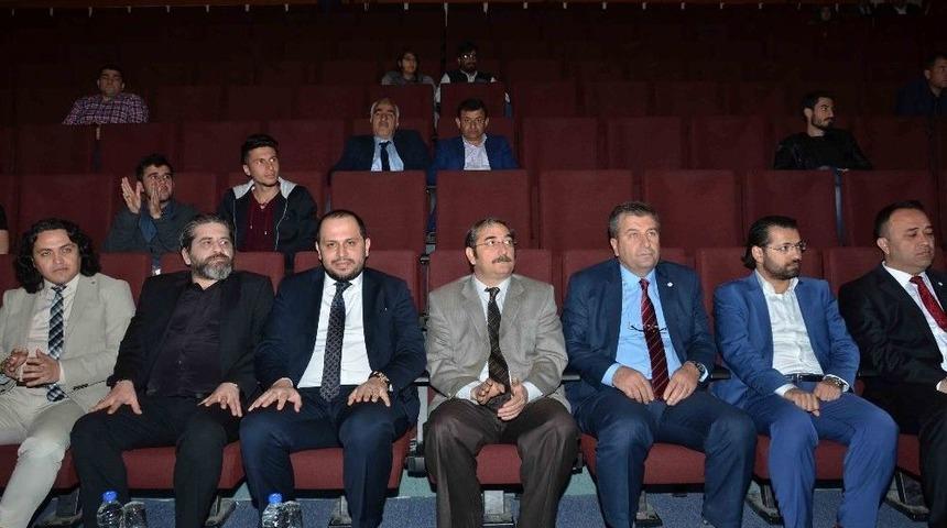&lsquo;16 Nisan Referandumu Ve Cumhurbaşkanlığı Sistemi&rsquo; Konulu Panel