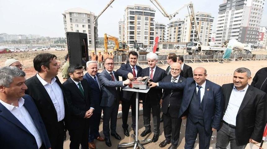 Osmangazi Spor Tesisleriyle Donatılıyor