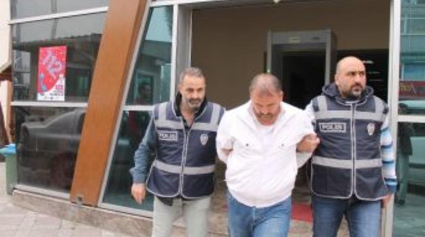 Altın Hırsızı Yakayı Ele Verdi