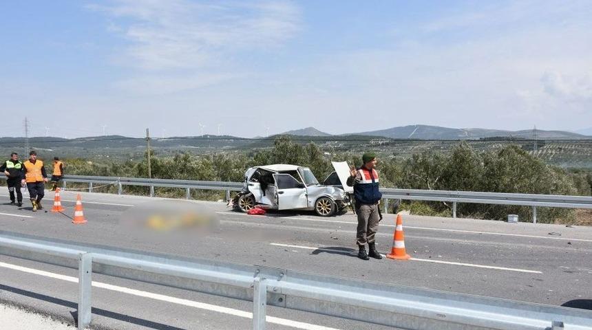 Akhisar&rsquo;da Trafik Kazası: 1 &Ouml;l&uuml;, 1 Yaralı