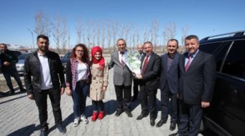 Rekt&ouml;r Abdulhalik Karabulut&rsquo;tan Taşlı&ccedil;ay İl&ccedil;esine Ziyaret