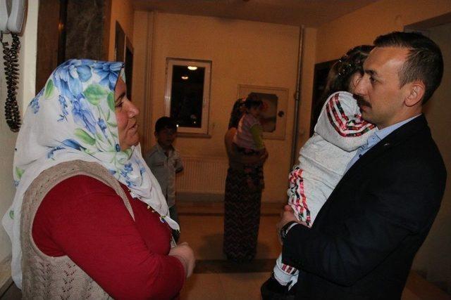 Kaymakam &Ccedil;i&ccedil;ekli&rsquo;den Ev Ziyaretleri 1