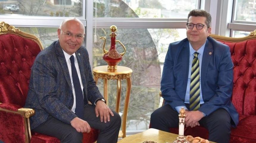 Başkan Eşkinat: &ldquo;avukatlık Mesleği Hukuk Devletinin Olmazsa Olmazı Yargı Erkinin Temel Taşı Ve En B&uuml;y&uuml;k G&uuml;vencesidir&rdquo;