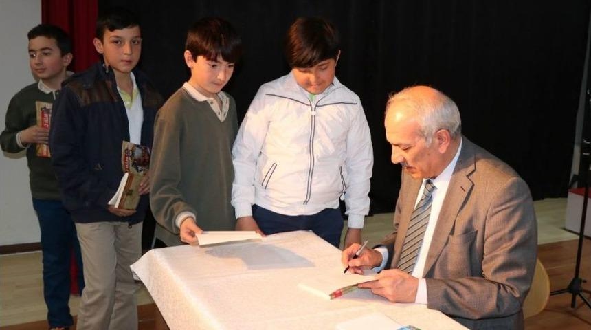 Yozgat&rsquo;ta Yazarlar &Ouml;ğrencilerle Buluştu