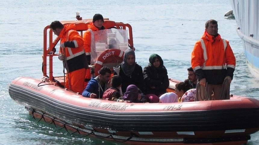 Nato&rsquo;dan &Ccedil;eşme&rsquo;de Sığınmacı Operasyonu