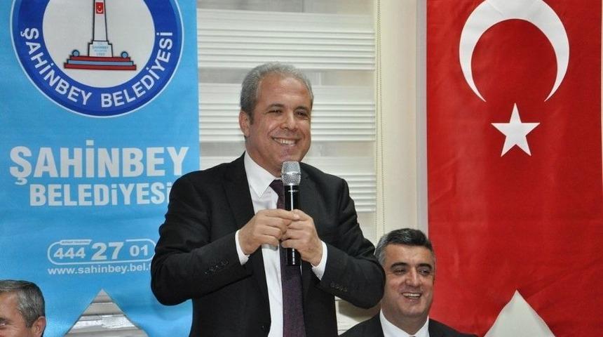 Karataş&rsquo;ta Cumhurbaşkanlığı Sistemi Anlatıldı