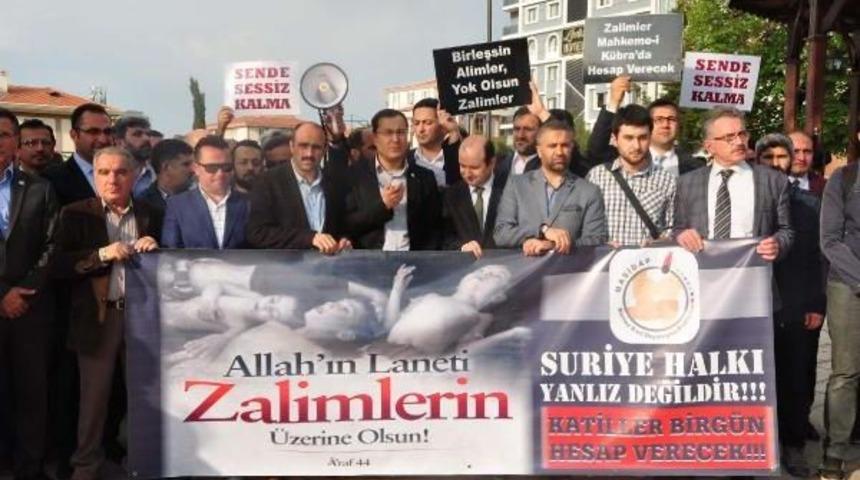 Manisa'da İdlip Saldırısı Protesto Edildi