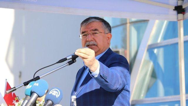 Bakan Yılmaz, Gaziantep Üniversitesinde Eğitimde 2023 Hedeflerini Anlattı