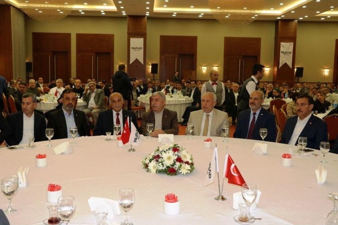 Bakan T&uuml;fenkci, &lsquo;gelecek Senin, Sahip &Ccedil;ık&rsquo; Programına Katıldı