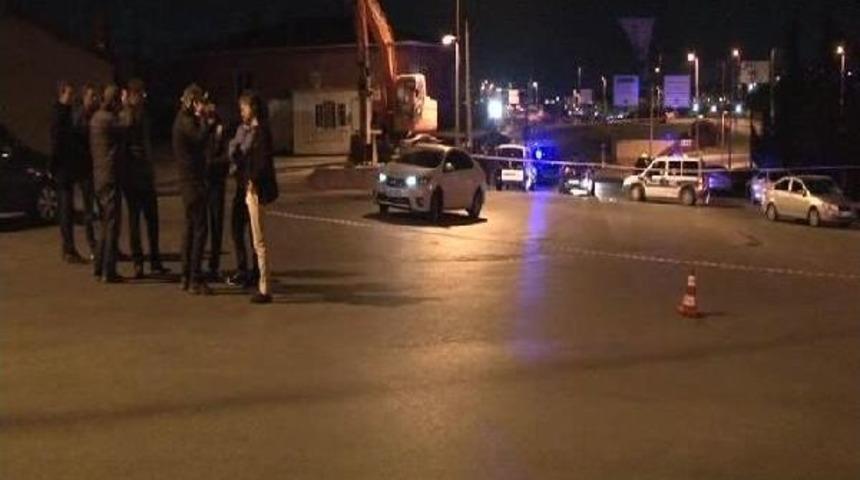 Kavgaya M&uuml;dahale Eden Polise Ateş Edildi: 1 Yaralı