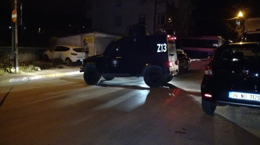 Maltepe&rsquo;de Polise Silahlı Saldırı