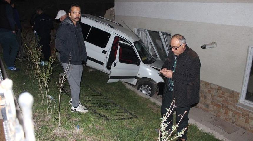 Tavşanlı&rsquo;da Trafik Kazası: 1 Yaralı