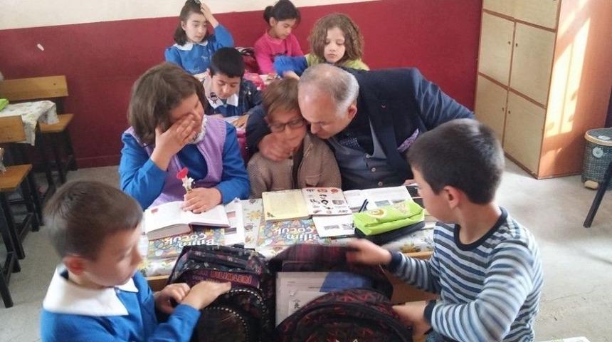 K&uuml;&ccedil;&uuml;kdere İlkokuluna Bengi Ziyareti