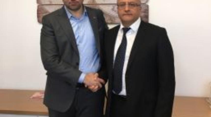 Kstu Rekt&ouml;r&uuml; Prof. Dr. &Ccedil;i&ccedil;ek: &ldquo;100 Bin Sağlık Personeline İhtiya&ccedil; Var&rdquo;