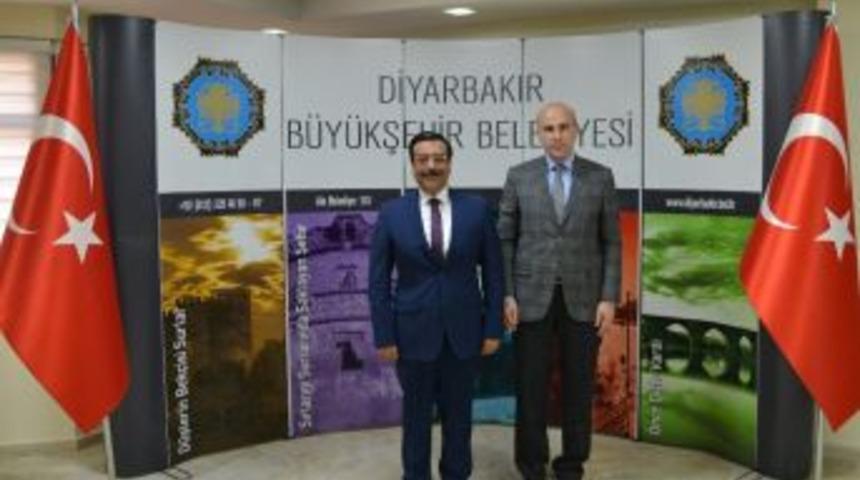 Kulp&rsquo;tan Başkan Atilla&rsquo;ya Ziyaret