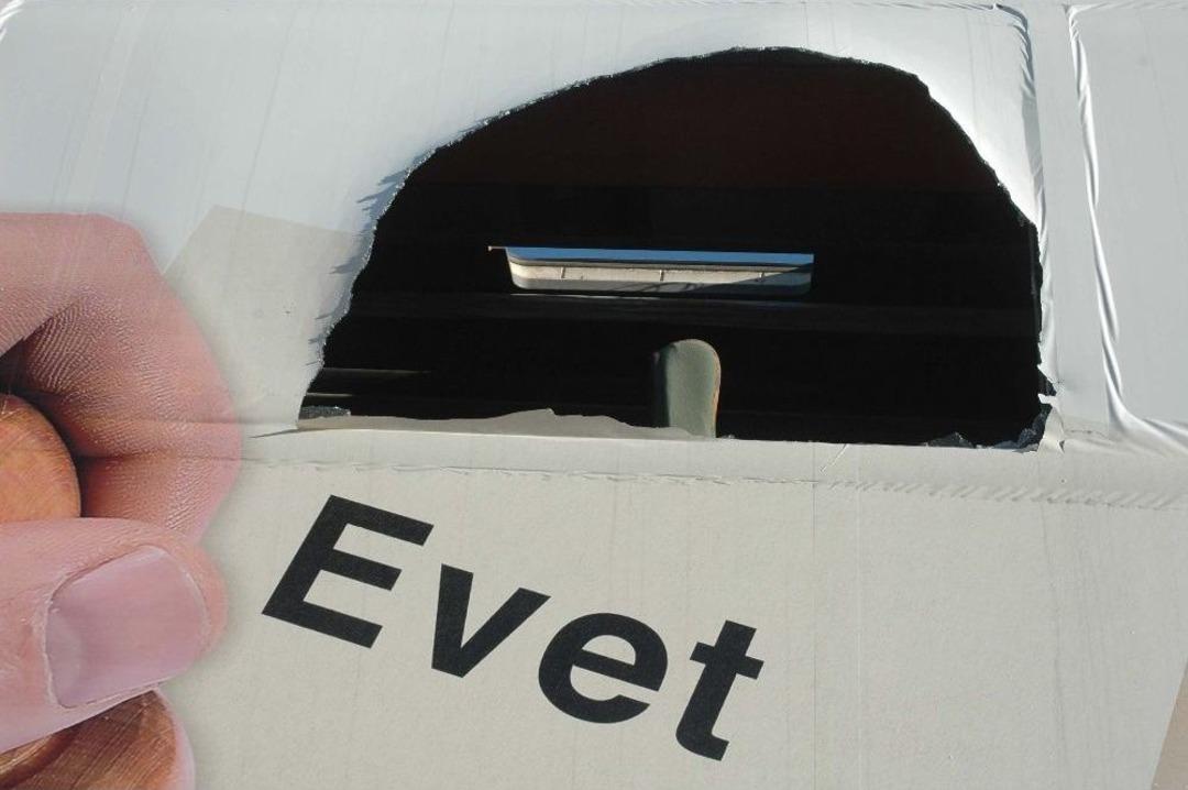 Ak Parti&rsquo;nin Se&ccedil;im Otob&uuml;s&uuml;ne Saldırı