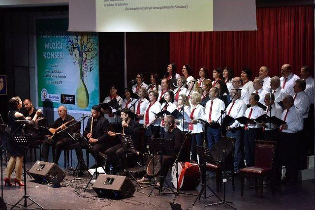 Muratpaşa Baharı T&uuml;rk&uuml;lerle Karşıladı 1