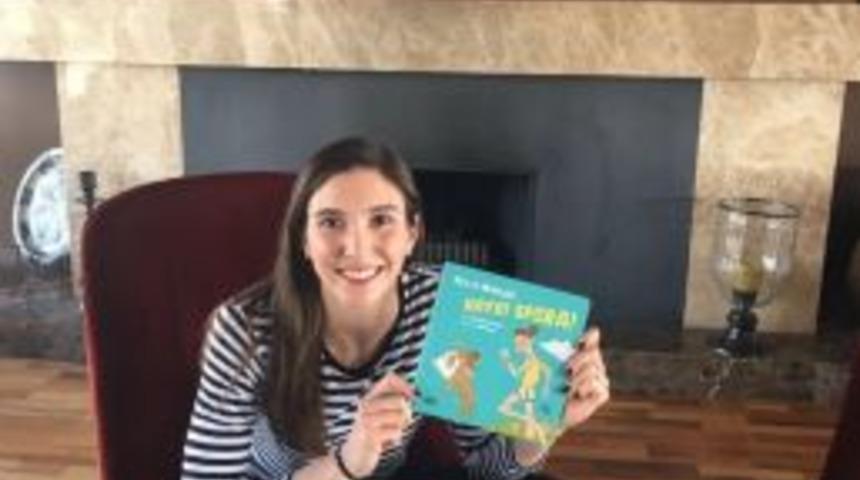 Milli Voleybolcu Naz Aydemir Akyol&rsquo;un İkinci Kitabı &Ccedil;ıktı