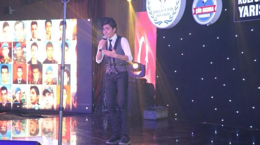 G&uuml;neydoğu Anadolu B&ouml;lgesi&rsquo;ndeki Bir Şehir Bir Nefes Şiir Yarışması Gaziantep&rsquo;te Yapıldı.