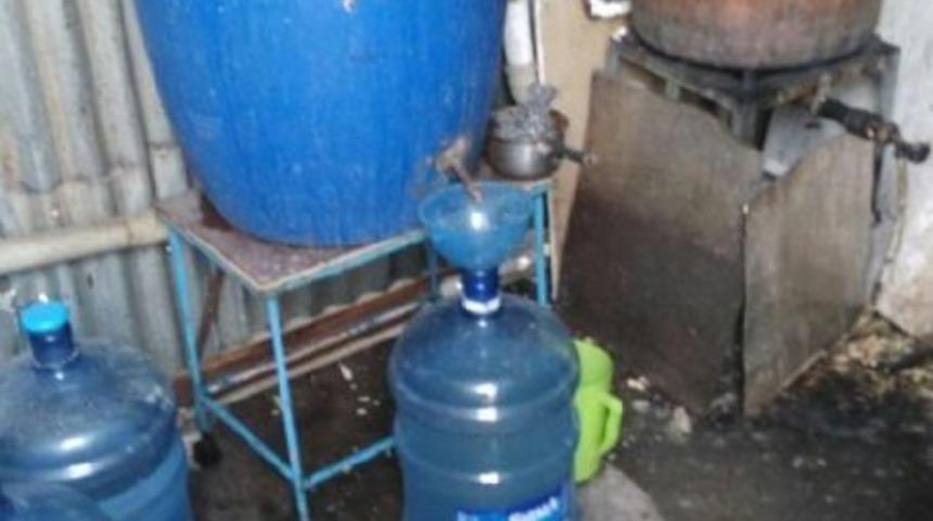 Bursa'da Ka&ccedil;ak I&ccedil;ki Operasyonu