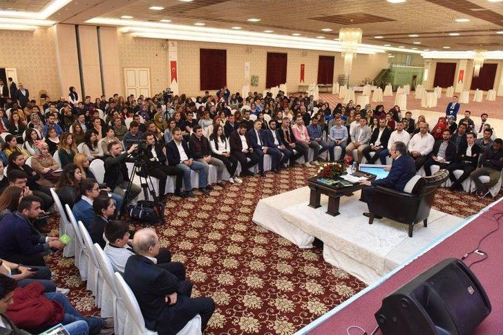 Başkan Uğur Gençlerle Buluştu G5