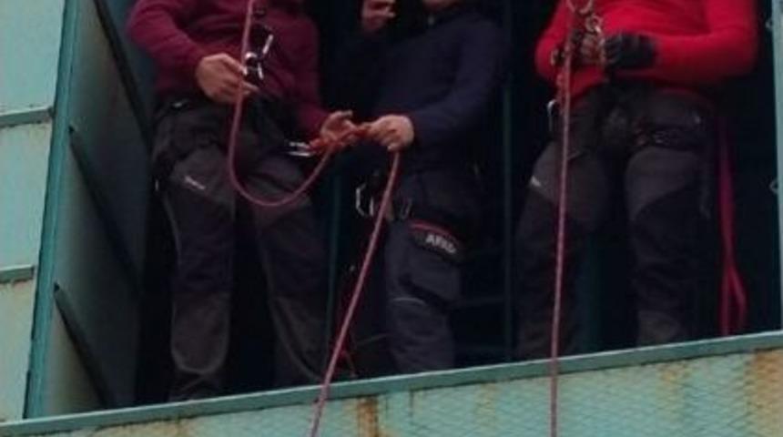 Umke Personeline İple İniş Ve Tırmanış Eğitimi