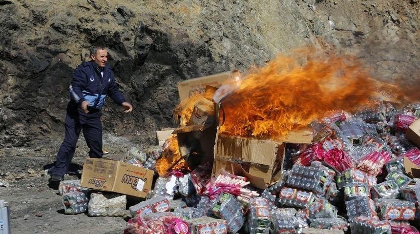 Y&uuml;ksekova&rsquo;da Tarihi Ge&ccedil;miş Gıdalar İmha Edildi