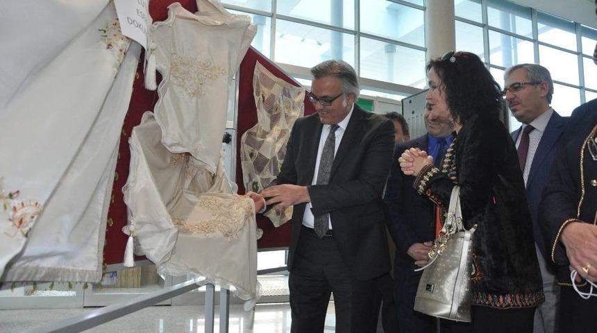 Hastanede El Sanatları Sergisi