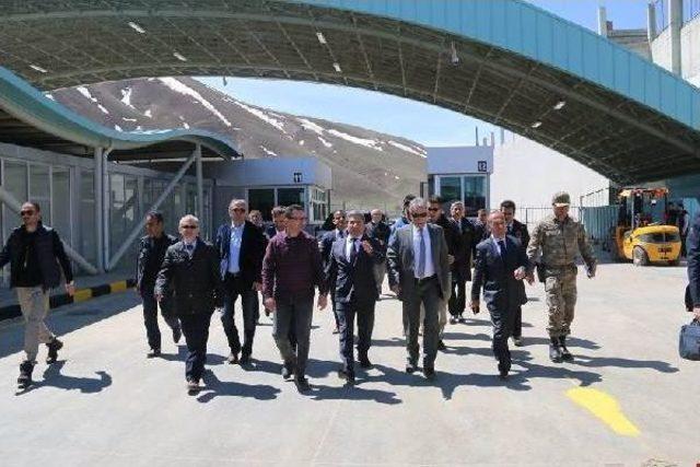 Hakkari, Başbakan Yıldırım'ın Ziyaretine Hazırlanıyor