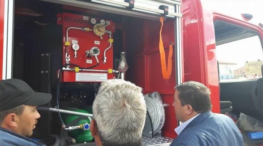 T&uuml;rkiye Belediyeler Birliği, Akharım Beldesine İtfaiye Aracı Hibe Etti