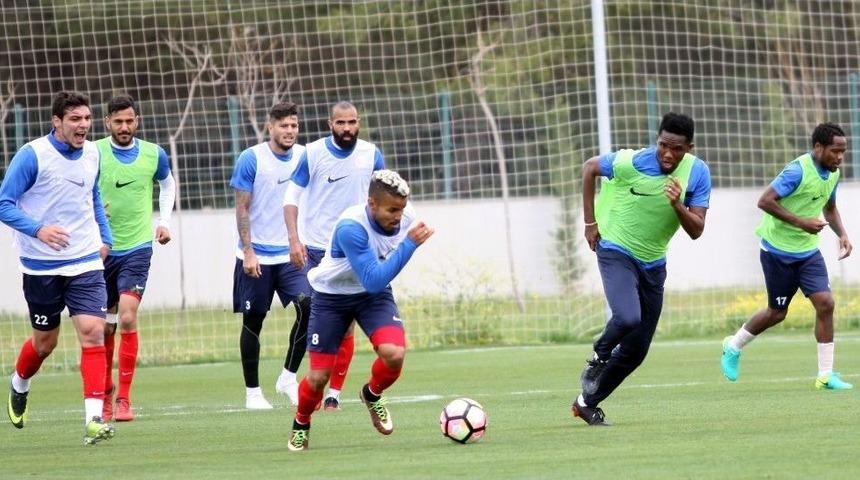 Antalyaspor&rsquo;da Gen&ccedil;lerbirliği Hazırlıkları S&uuml;r&uuml;yor