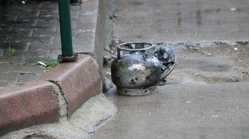 İş Yerinde Piknik T&uuml;p&uuml; Patladı: 2 Yaralı