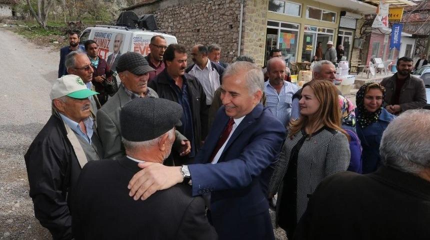 Acıpayam&rsquo;da Başkan Zolan&rsquo;a Yoğun İlgi