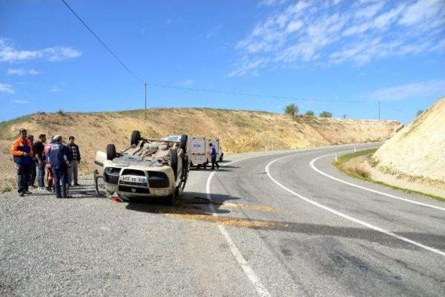 Siirt'te Otomobil Takla Attı: 5 Yaralı