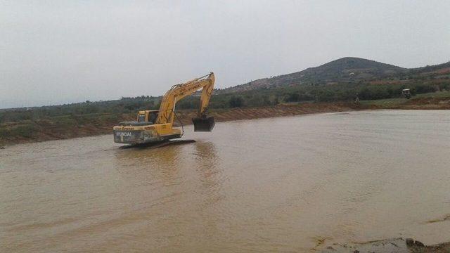 Manisa Büyükşehir’den Salihli, Kırkağaç Ve Soma’da Yoğun Çalışma