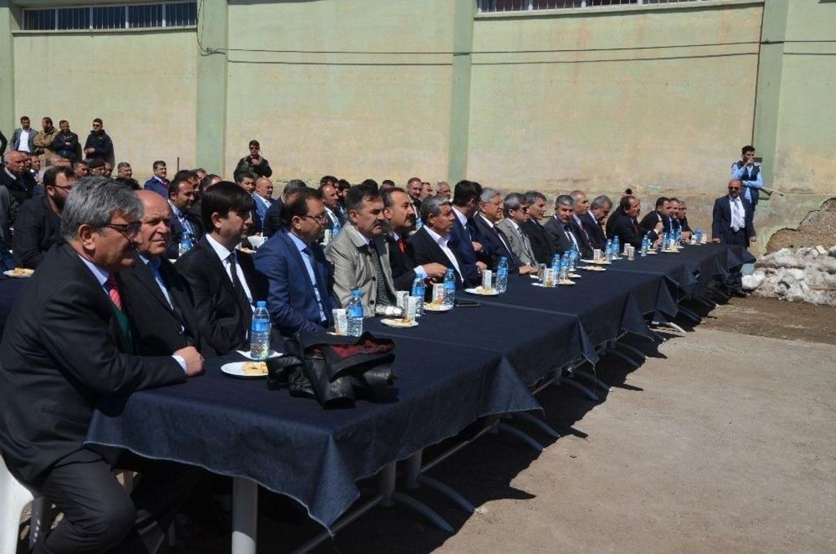 Tatvan&rsquo;da Kurulan İlk Sivil Tersanenin A&ccedil;ılışı Yapıldı