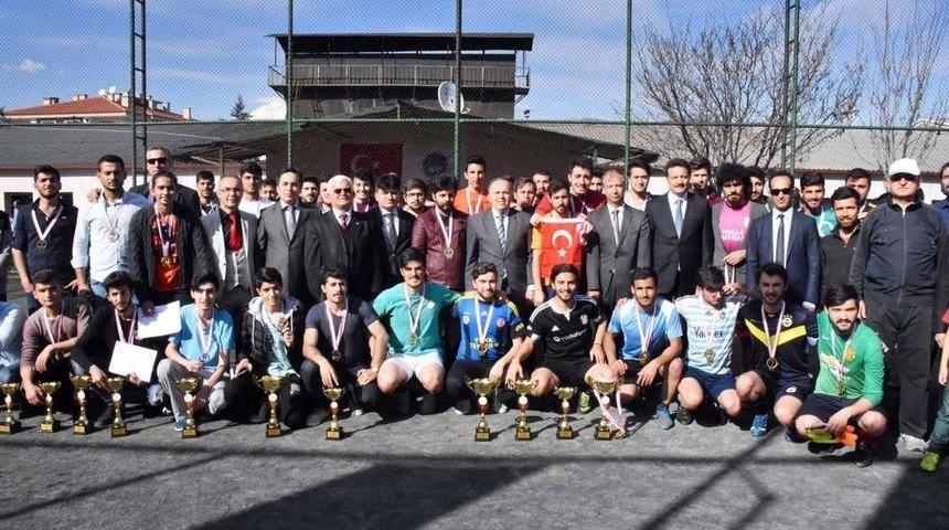 Kyk Muğla Turnuvasının Kupa Ve &Ouml;d&uuml;l T&ouml;reni Yapıldı