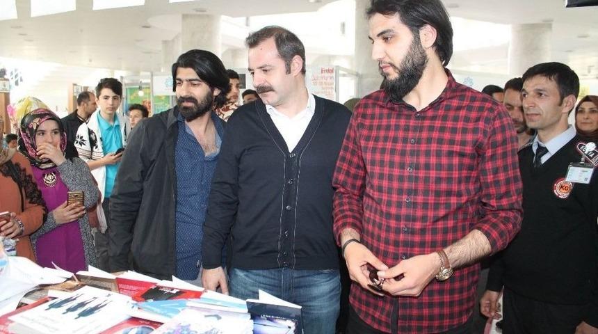 Diriliş Ertuğrul Oyuncuları Kutluca Ve Batuhan Konya Kitap G&uuml;nleri&rsquo;nde