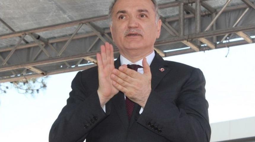 Bakan Faruk &Ouml;zl&uuml; D&uuml;zce&rsquo;de