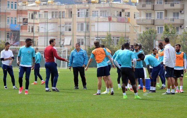 Safet Susic: "gaziantep Deplasmanı Zorlu Ge&ccedil;ecek" 1