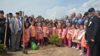 Kofçaz’da 1100 Fidan Toprakla Buluştu