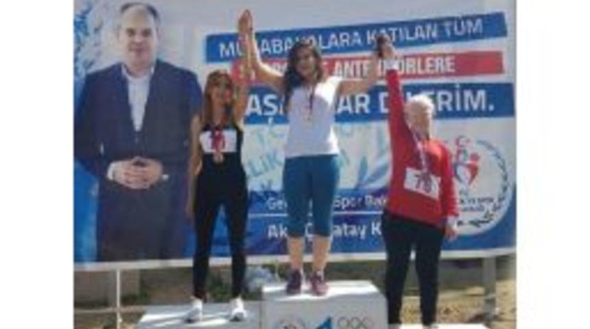 Diyarbakırlı Görme Engelli Serap’ın Büyük Başarısı