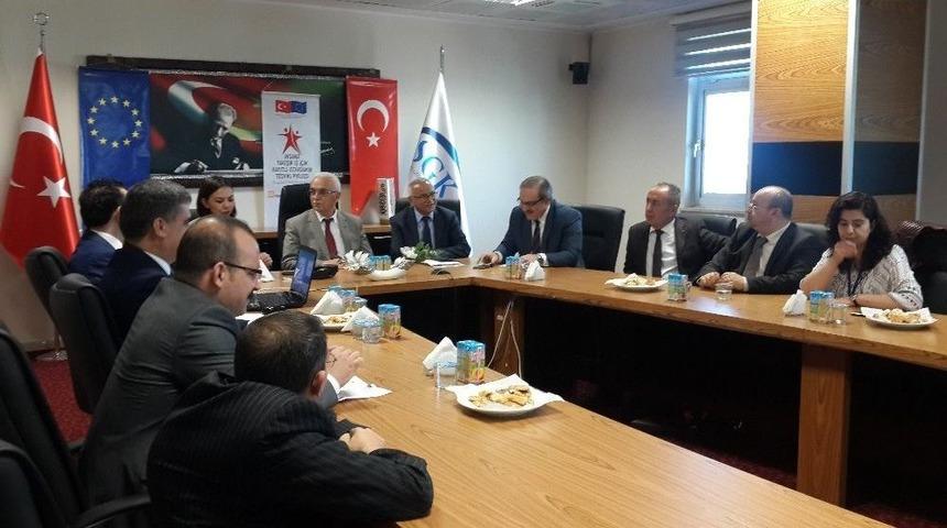 "insana Yakışır İş İçin Kayıtlı İstihdamın Teşviki” Projesi