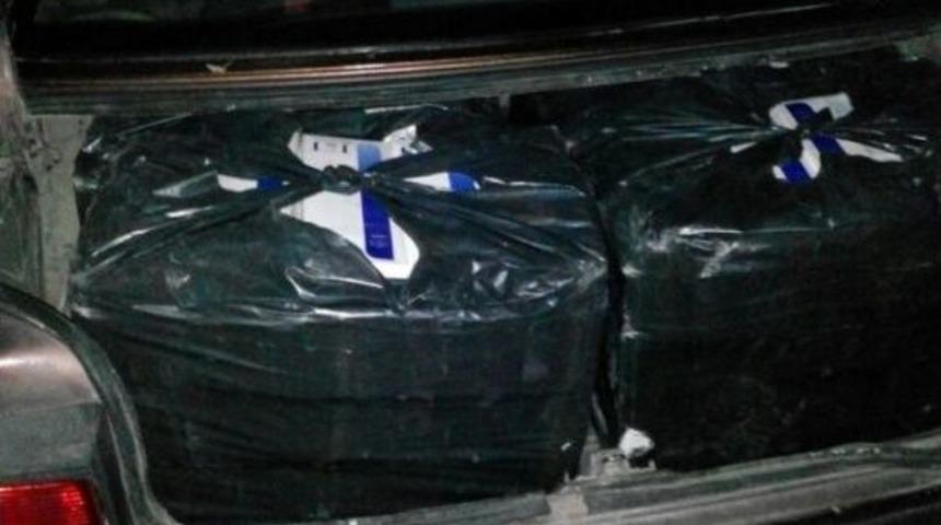 6 Bin 700 Paket Ka&ccedil;ak Sigara Ele Ge&ccedil;irildi